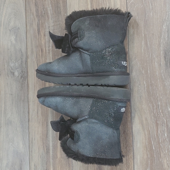 Ugg Gita Twinkle Bow Mini Women Ankle fur booties shoes sz 6 - Picture 7 of 12